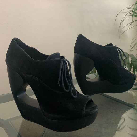 ALAIA PARIS Black Lace Up Wedge Sculptured Compensee Veau Shoes - Picture 1 of 14